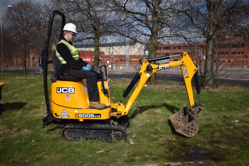 Compact Mini Digger