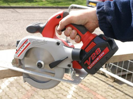 Cordless Circular Saw