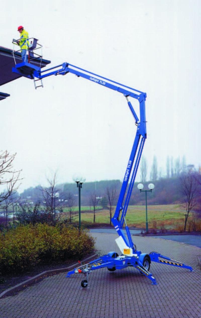 Outreach Boom Lift