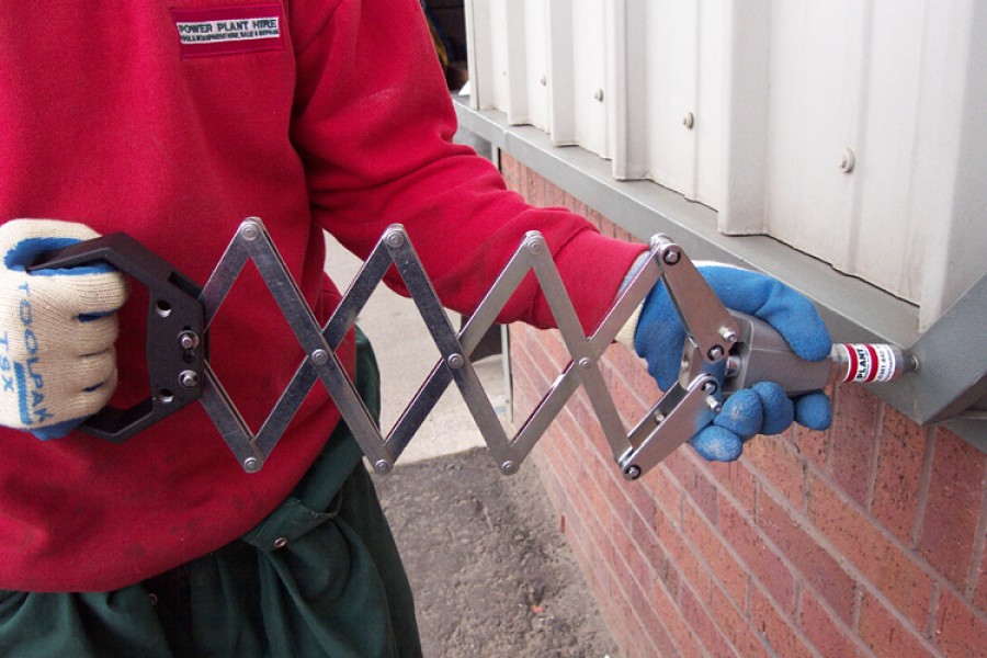 Martin Plant Hire Pop Rivet Gun